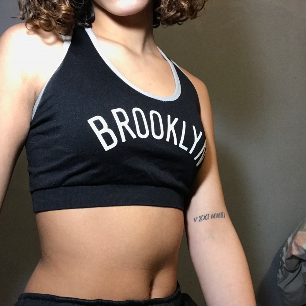 Sports bra
